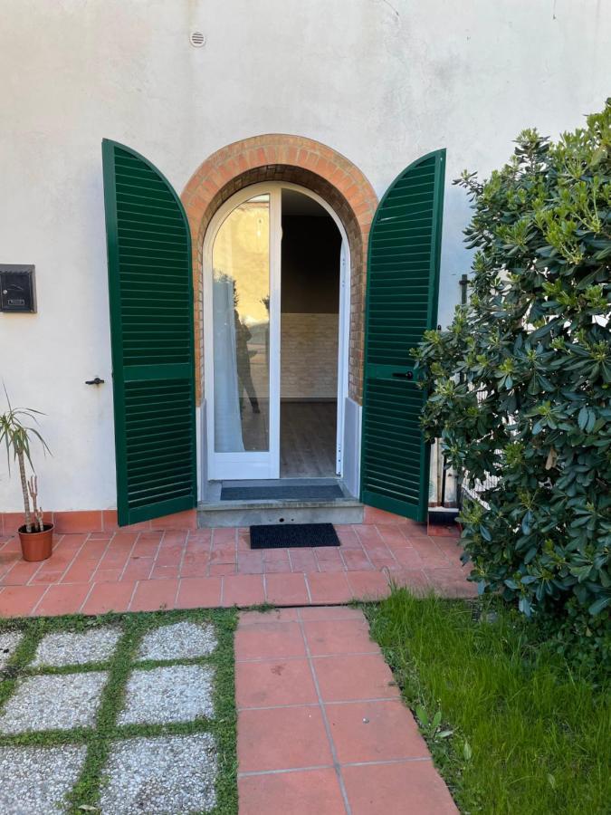 Sunrise Acomodação com café da manhã Marina Di Pisa Exterior foto