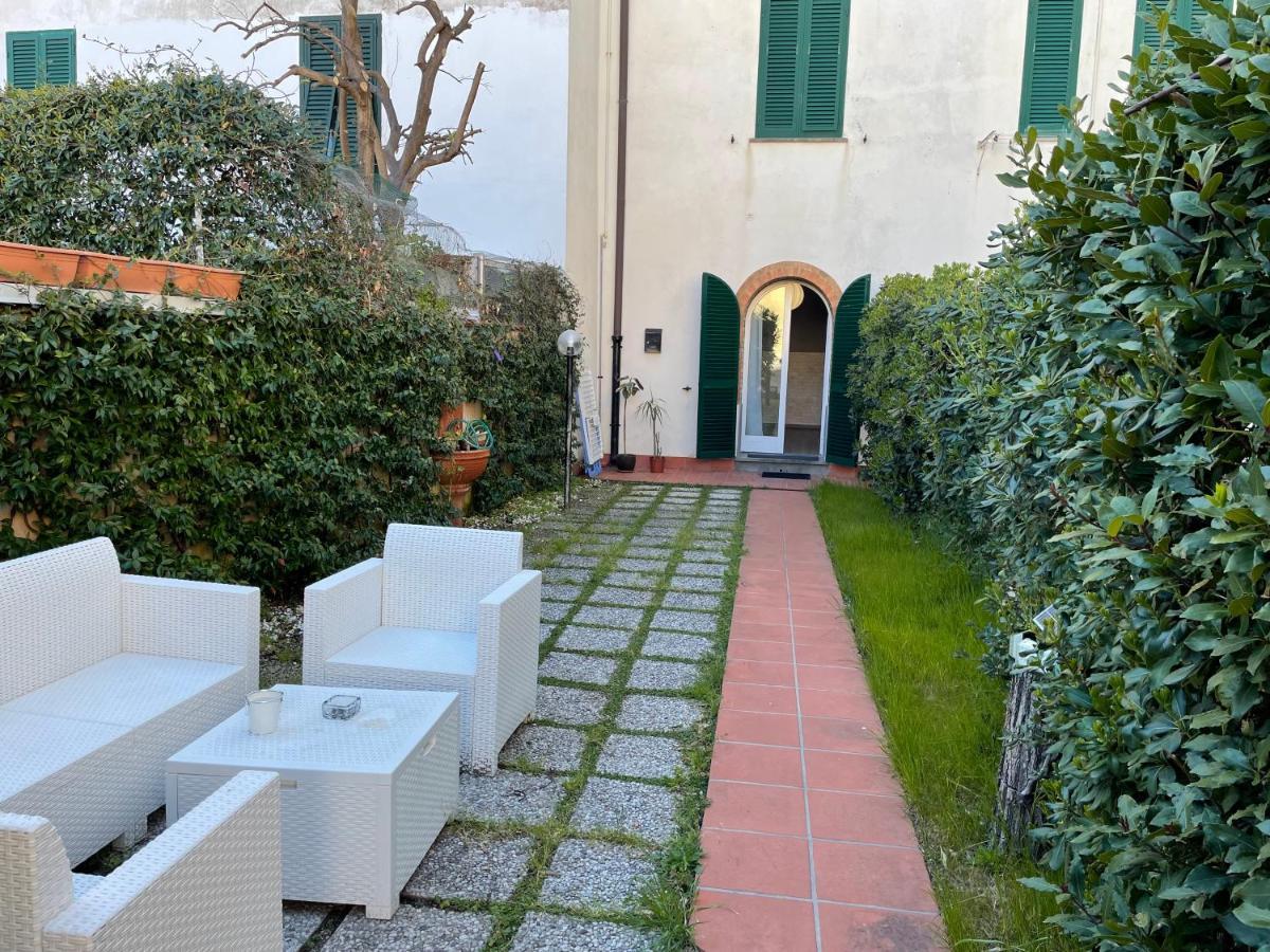Sunrise Acomodação com café da manhã Marina Di Pisa Exterior foto